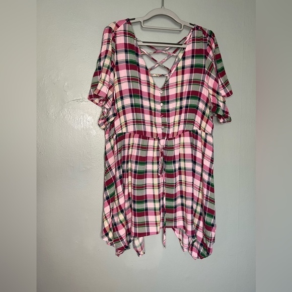 Torrid Rayon Slub Sharkbite Babydoll Flutter Sleeve Top - Picture 3 of 9